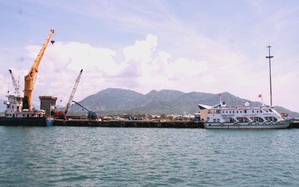 Dân bị ‘ngâm’ hồ sơ chuyển đất ở, phường trả lời do không có file quy hoạch của tỉnh để kiểm tra