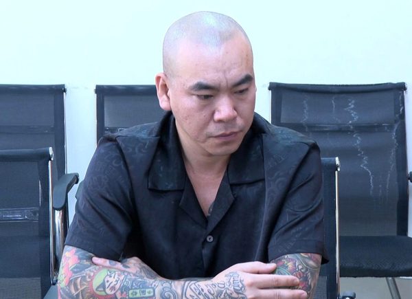 Dàn dựng gần 800 video cờ bạc bịp, Phạm Huy Tuyền bị bắt