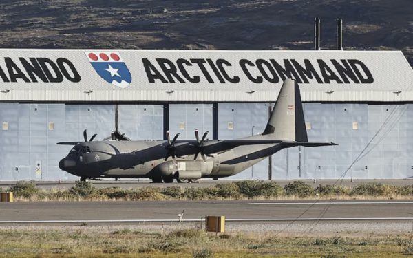 Đan Mạch đưa lính nghĩa vụ tới Greenland, tăng cường hiện diện tại Bắc Cực