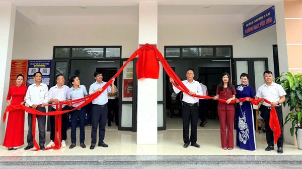 Đan Phượng ra mắt mô hình điểm Nhà văn hóa-Khu thể thao thôn Đông Khê