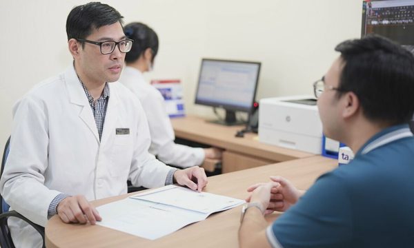 Đang hóa trị có nhổ răng được không?