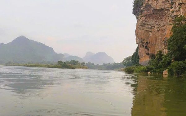 Đang tìm kiếm hai nam sinh lớp 10 mất tích sau khi rủ nhau tắm sông Mã