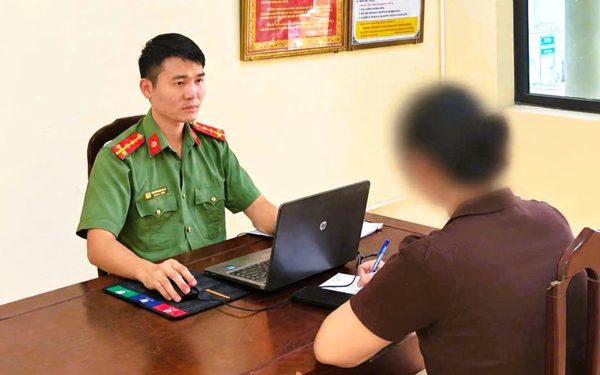 Đăng tin xúc phạm cá nhân, tổ chức lên mạng xã hội, hai phụ nữ bị xử phạt
