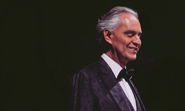 Danh ca Andrea Bocelli lần đầu đến Việt Nam biểu diễn