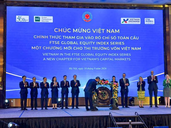 Đánh cồng ghi dấu chứng khoán Việt Nam vào nhóm thị trường mới nổi