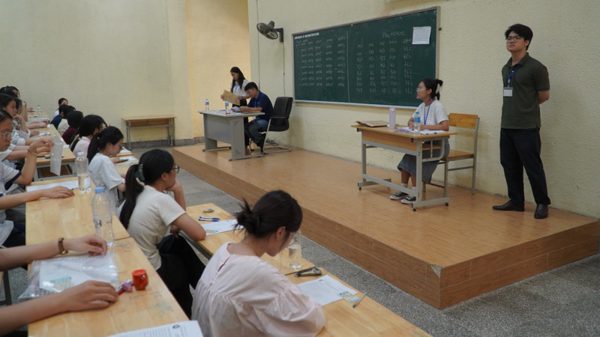 Đánh giá năng lực SPT năm 2027: Phần thi trắc nghiệm chuyển sang thi trên máy tính