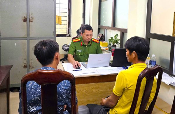 Đánh tài xế Grab vì bị từ chối chở, 2 người ở Đắk Lắk khai gì?