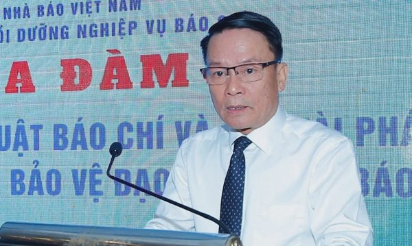'Đạo đức là hàng rào phòng ngừa rủi ro trong nghề báo'