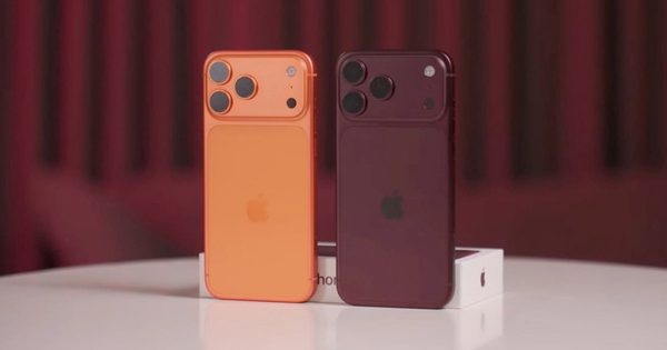Đập hộp iPhone 18 Pro Max và iPhone 18 Pro màu đỏ burgundy sớm: Màu hero 2026