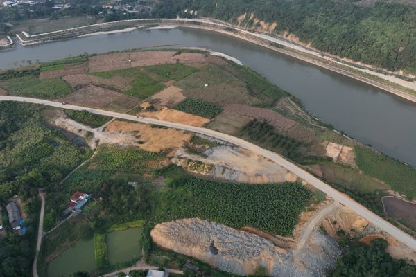 Đất nông nghiệp của bố mẹ bị thu hồi, con canh tác có được hỗ trợ chuyển đổi nghề?