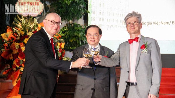 Dấu ấn 30 năm hữu nghị-hợp tác giữa Việt Nam và phái đoàn Wallonie-Bruxelles (Bỉ)