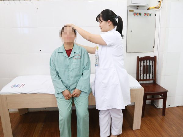 Đau lưng triền miên suốt 2 năm, bất ngờ phục hồi chỉ sau một mũi tiêm
