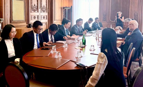 Đẩy mạnh hợp tác với OECD trong các lĩnh vực tài chính công, thuế và đầu tư