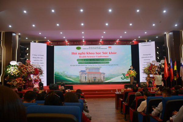 Đẩy mạnh nghiên cứu khoa học trong lĩnh vực sức khỏe