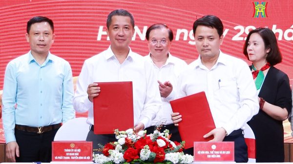 Đẩy mạnh phát sóng tác phẩm điện ảnh Việt Nam trên truyền hình Hà Nội