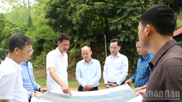 Đẩy nhanh tiến độ giải phóng mặt bằng dự án đường sắt Lào Cai-Hà Nội-Hải Phòng