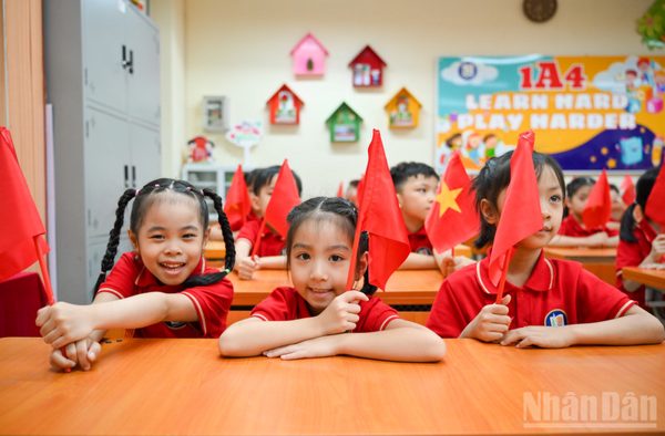 Để bảo hiểm y tế thực sự là tấm lá chắn an sinh cho học sinh, sinh viên Hà Nội