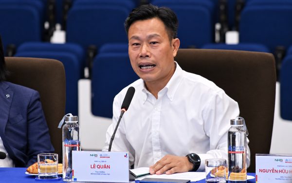 Đề thi tốt nghiệp THPT 2027 dự kiến khó hơn, điểm sàn ngành y có thể vượt 22