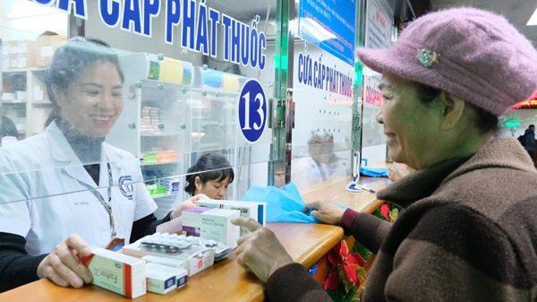 Đề xuất Bảo hiểm y tế chi trả thêm 129 thuốc y học cổ truyền, góp phần giảm gánh nặng tài chính cho người bệnh