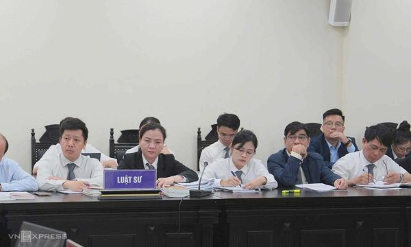 Đề xuất bắt buộc dự án công lớn phải có tham vấn của luật sư
