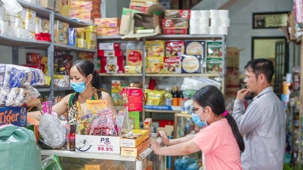 Đề xuất cấm trưng bày thuốc lá: Cần lộ trình đủ dài để chủ trương đi vào cuộc sống