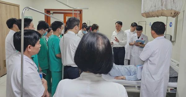 Đề xuất chính sách bền vững hỗ trợ bác sĩ nội trú