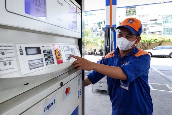 Đề xuất chuyển tiền Quỹ bình ổn xăng dầu về Kho bạc Nhà nước