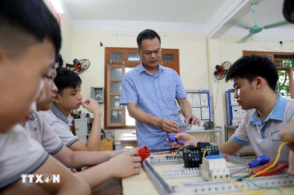 Đề xuất giảm 31,8% thời lượng bồi dưỡng sư phạm cho giáo viên giáo dục nghề