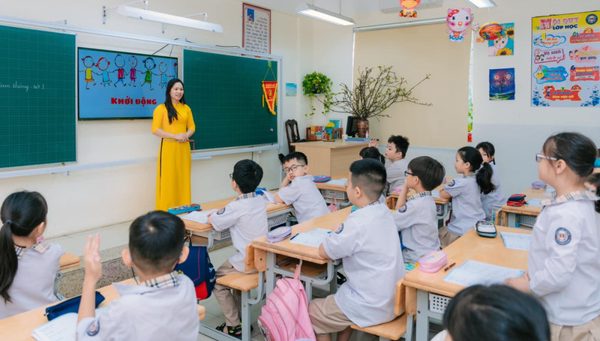 Đề xuất giảm tuổi nghỉ hưu giáo viên: Có nên áp một mốc tuổi cho tất cả?