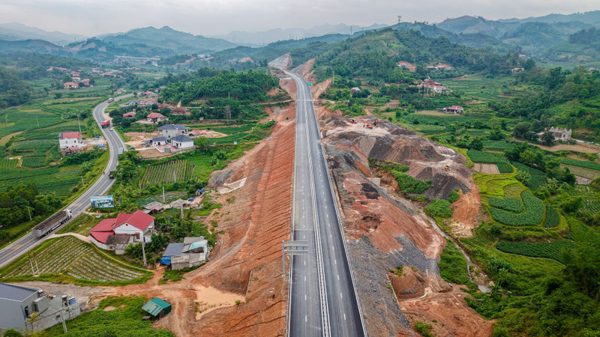 Đề xuất hơn 114.000 tỷ đồng đầu tư 2 tuyến cao tốc ở miền núi phía Bắc
