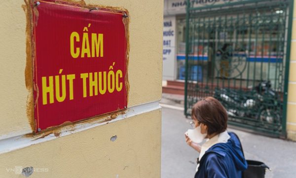 Đề xuất nâng tuổi được hút thuốc lên 21
