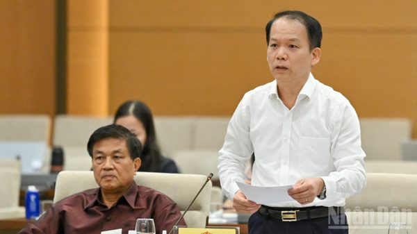 Đề xuất rút gọn quy trình trở thành luật sư từ 4 bước xuống 2 bước