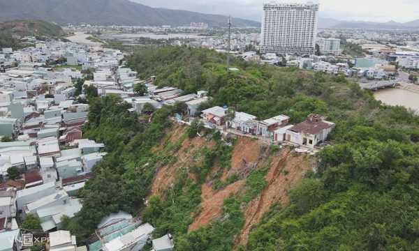 Đề xuất san phẳng ngọn núi ở Quy Nhơn để tránh sạt lở