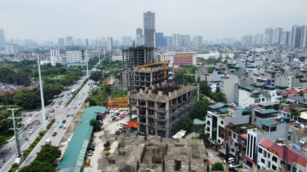 Đề xuất thí điểm Nhà nước mua lại dự án nhà ở 'mắc kẹt': Giảm áp lực giá nhà?