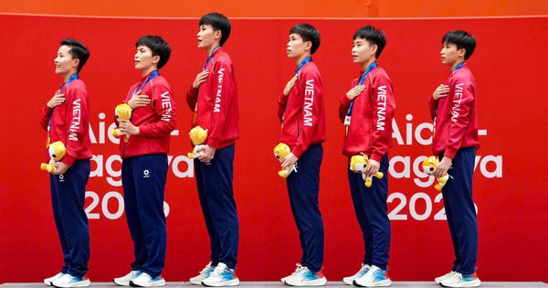 Đề xuất trao tặng huân chương lao động cho tập thể, cá nhân đội tuyển cầu mây và karate Việt Nam