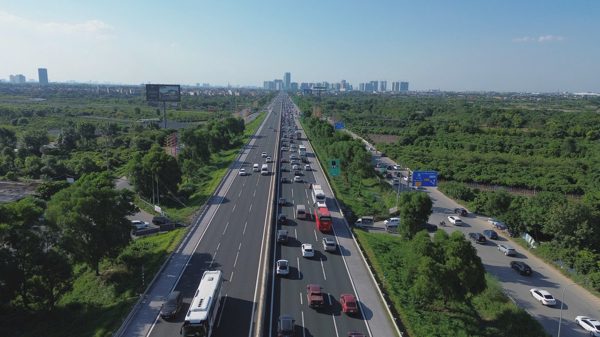 Đề xuất xe đi làn 1 cao tốc phải trên tốc độ tối thiểu
