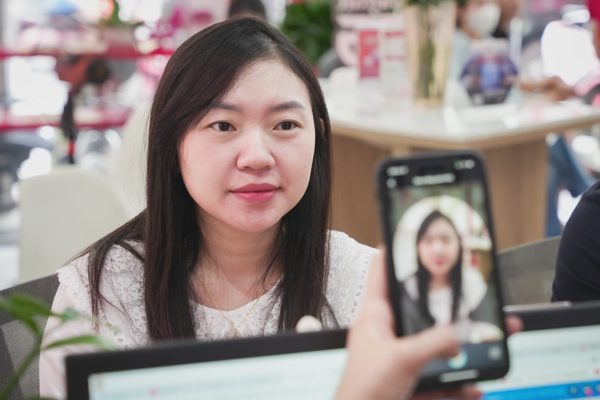 Deepfake ngày càng tinh vi, ngân hàng xác thực người dùng ra sao?