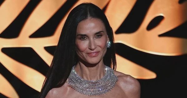 Demi Moore suýt mất vai diễn vào tay Madonna vì rượu và ma túy