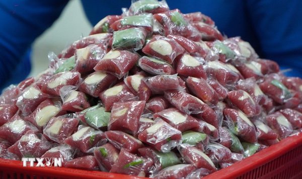 Đến Đồng Tháp thưởng thức đặc sản nem Lai Vung