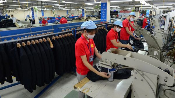 Đến năm 2030: Phấn đấu 70% lao động trong độ tuổi ở Hà Nội tham gia bảo hiểm xã hội