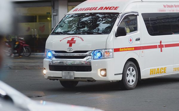 Đi 16km về nhà, gia đình bệnh nhân trả hơn 9 triệu đồng tiền xe cấp cứu và thuốc, Bộ Y tế yêu cầu làm rõ