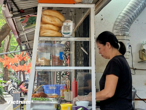 Đi chợ không mang ví: Từ nỗi lo nay hóa chuyện thường