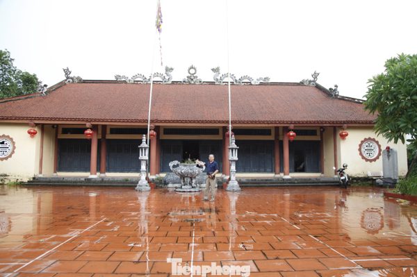 Di dời ngôi đình nghìn năm tuổi để mở đường vào sân bay Gia Bình
