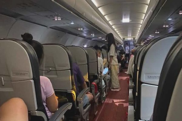 Đi du lịch nghỉ lễ, khách về Hải Phòng bất ngờ hạ cánh ở Hà Nội