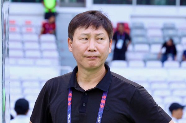 Đi tìm nhân tố mới cho tuyển Việt Nam: HLV Kim đón nhiều tin vui