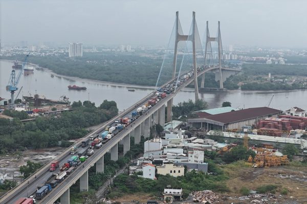 Đi xa hơn 20km, vì sao tài xế vẫn chọn cao tốc Bến Lức - Long Thành?