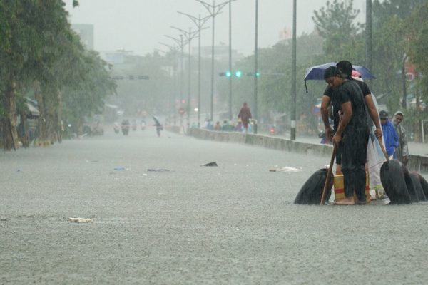 Điểm tên vùng tâm mưa lớn dồn dập ở miền Trung, Bắc Bộ sắp mưa to trở lại
