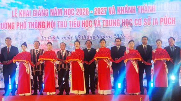 Điểm tựa vững chắc cho học sinh dân tộc thiểu số vùng biên Gia Lai