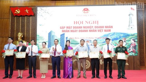 Điện Biên cam kết đồng hành thực chất, tạo thuận lợi cho doanh nghiệp phát triển
