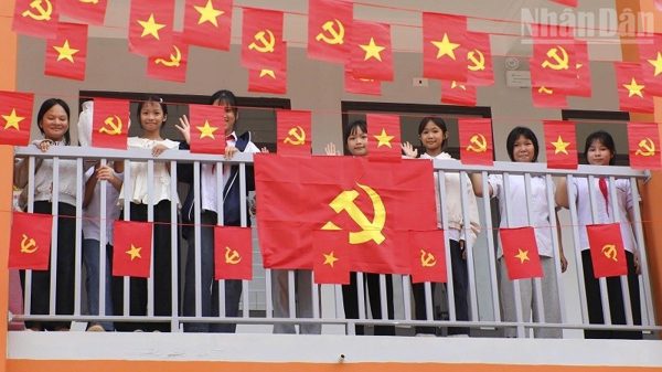 Điện Biên cấp bổ sung hơn 49,5 tỷ đồng để thực hiện chính sách cho học sinh nội trú